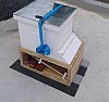 07bees_rect540.jpg 07bees_rect540.jpg